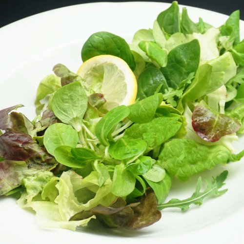 MIX DE SALATE VERZI, CU LAMAIE